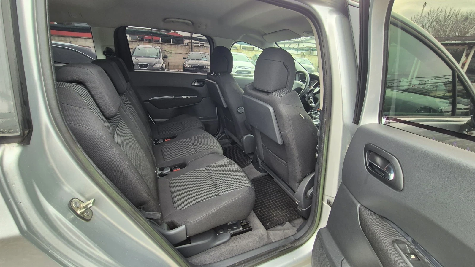 Peugeot 5008 1.6HDI | Mobile.bg � ����������� 15