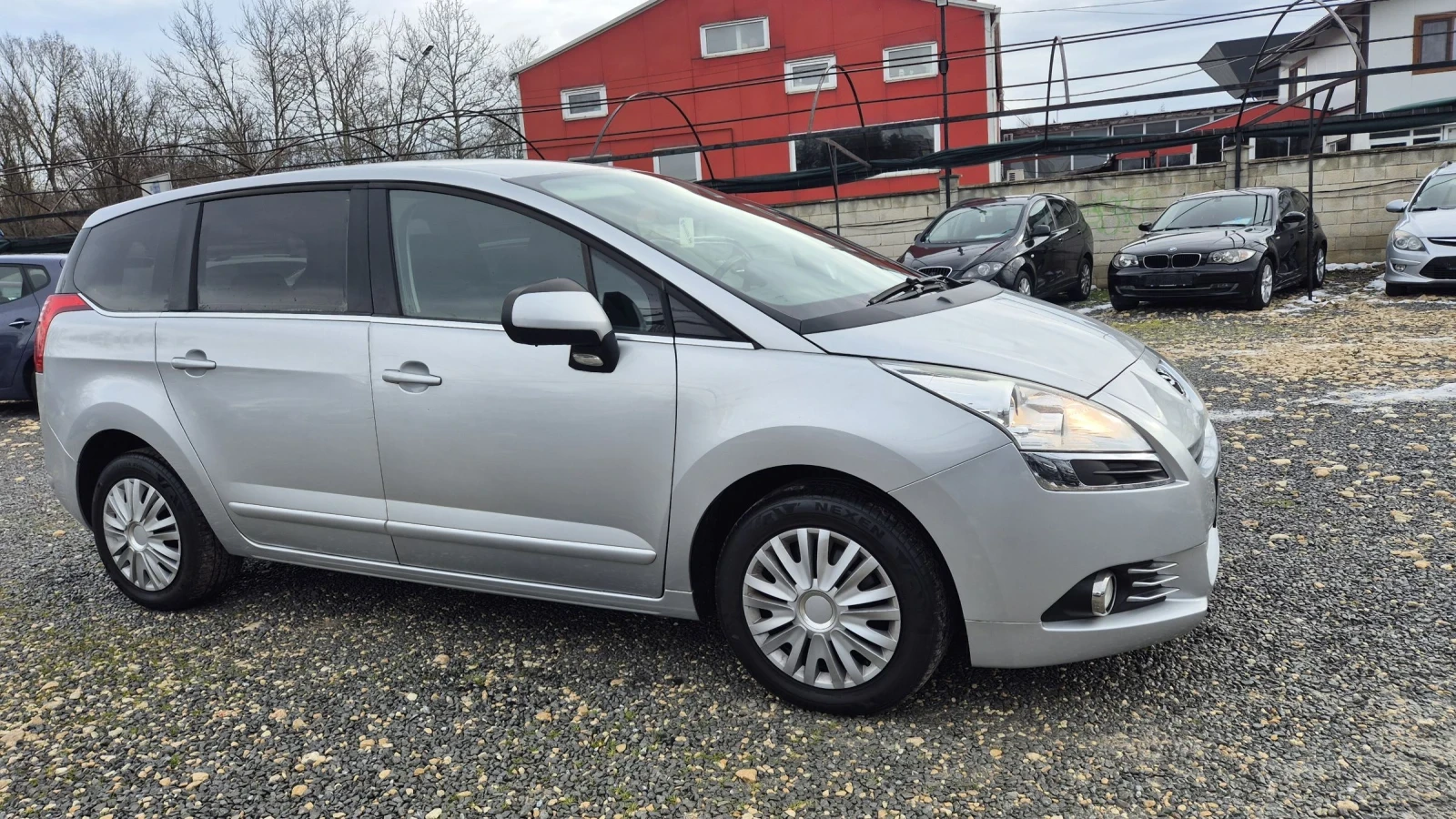 Peugeot 5008 1.6HDI - изображение 4