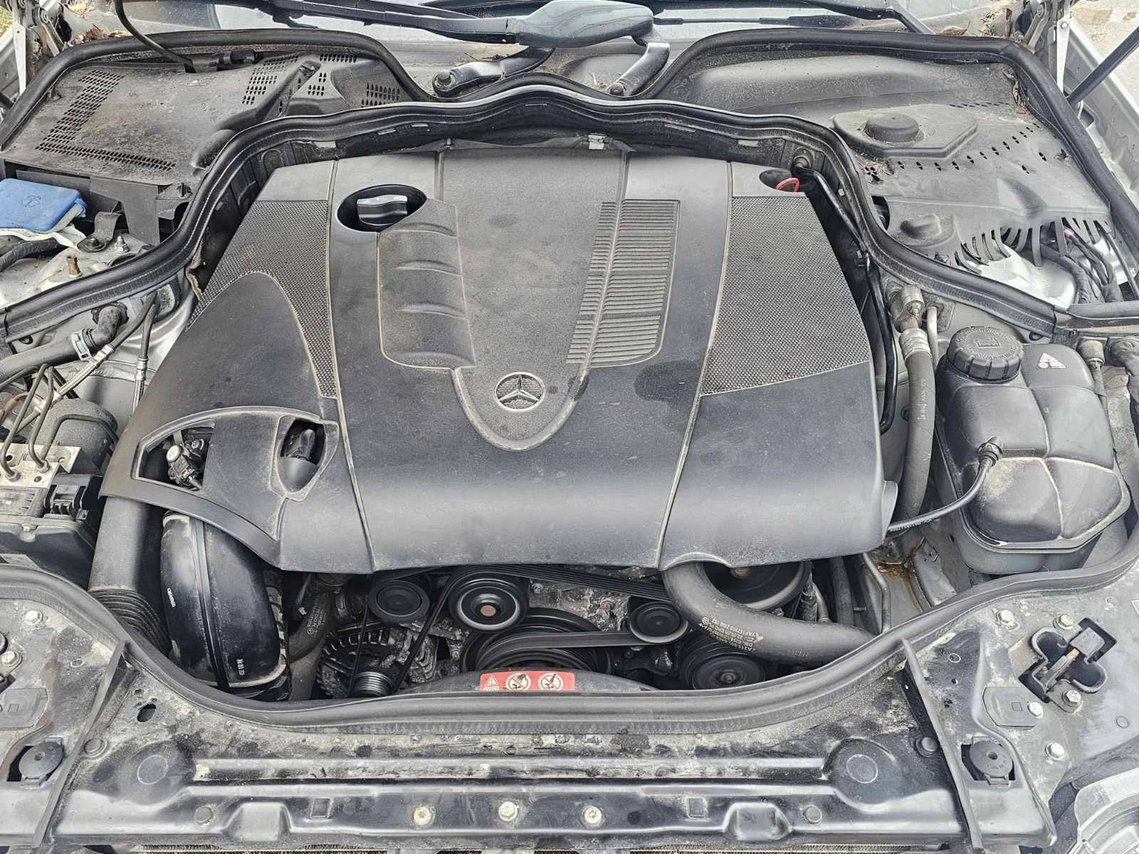 Mercedes-Benz E 220 2.2CDI AVANGARD - изображение 5