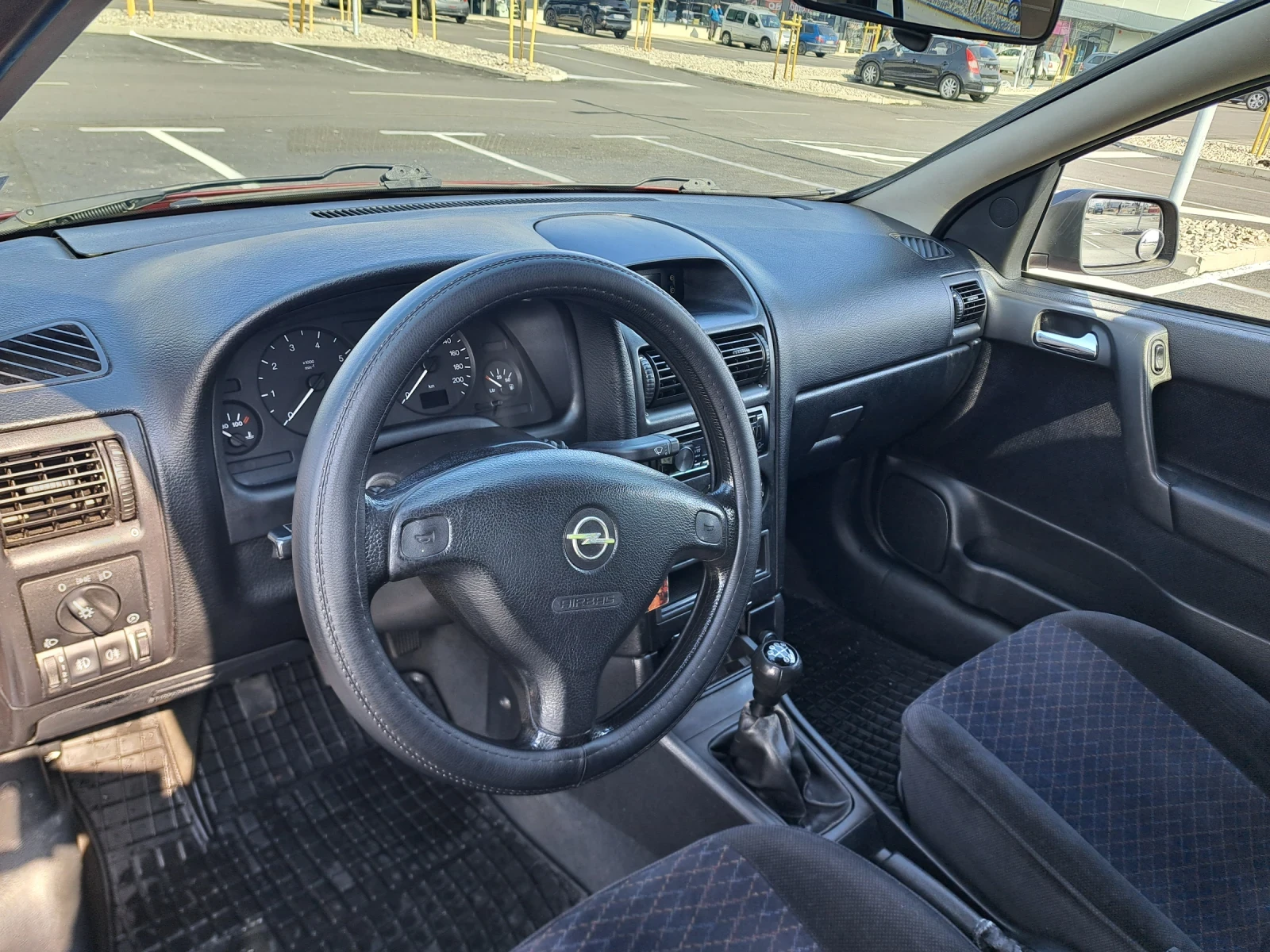 Opel Astra 1.6 16v, снимка 5 - Автомобили и джипове - 53932505