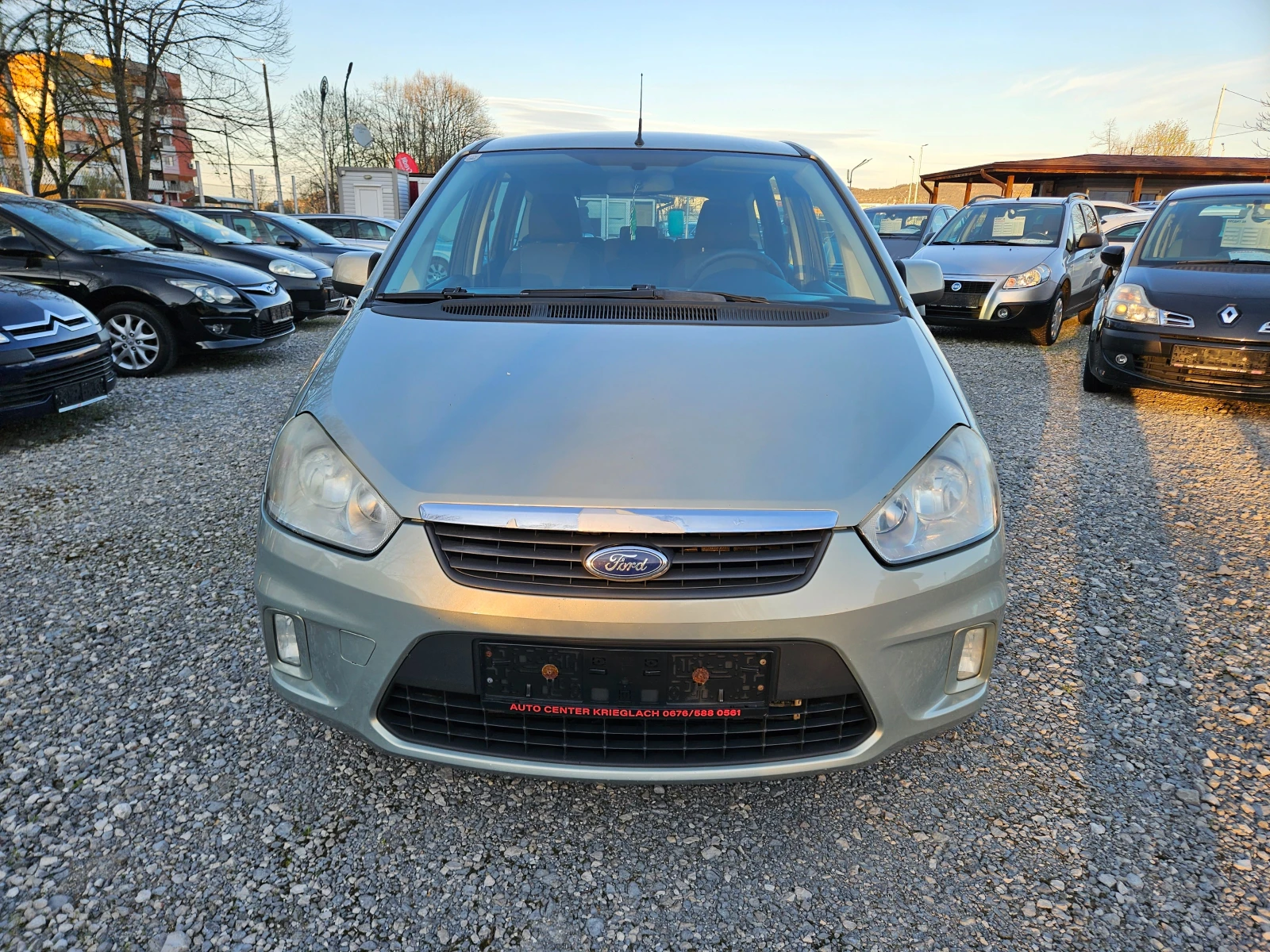 Ford C-max 1.6CDTI Facelift, снимка 8 - Автомобили и джипове - 54126903