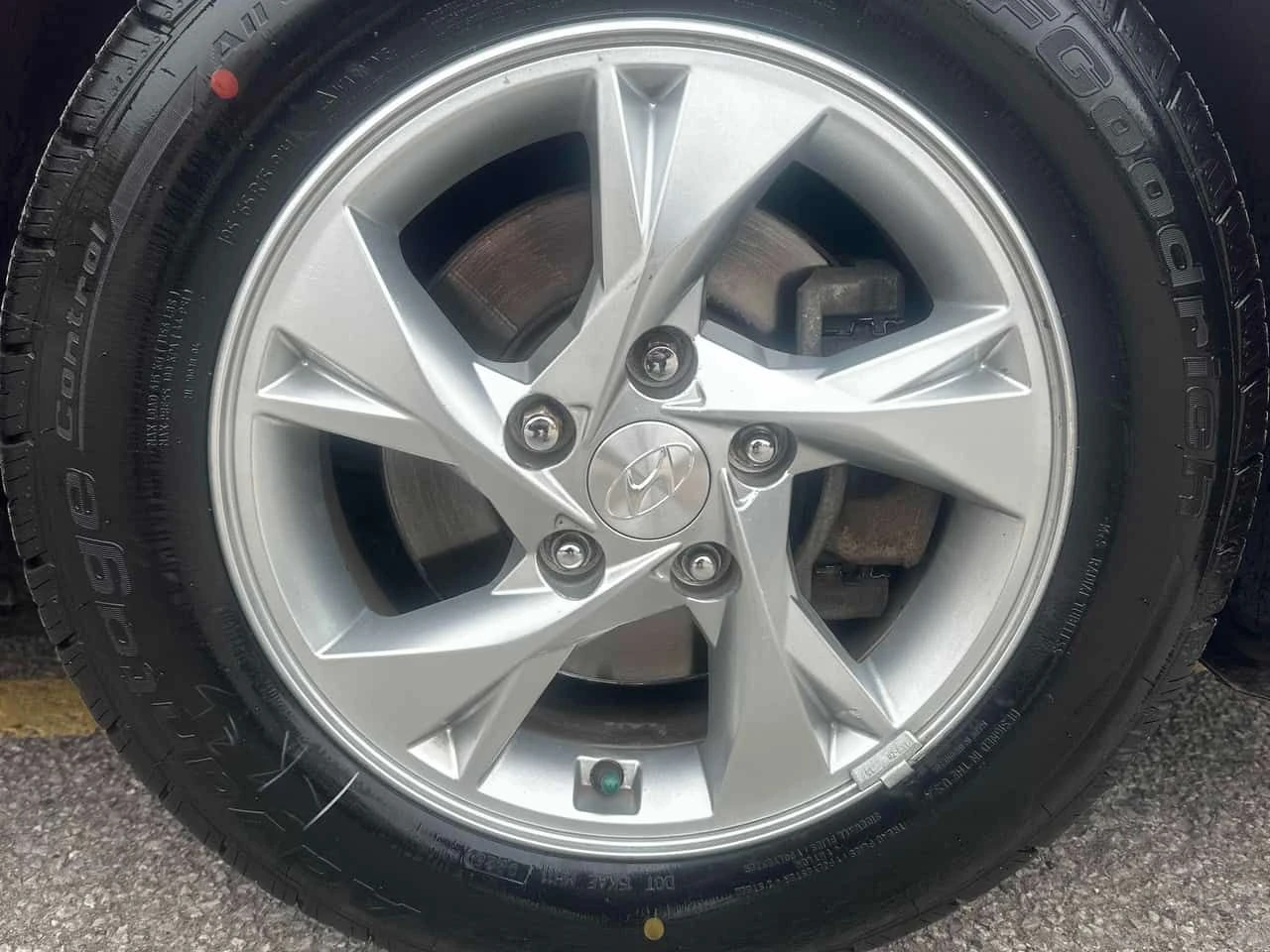 Hyundai Elantra * Preferred IVT * CARFAX * 2 ����� * KEYLESS *  | Mobile.bg � ����������� 7