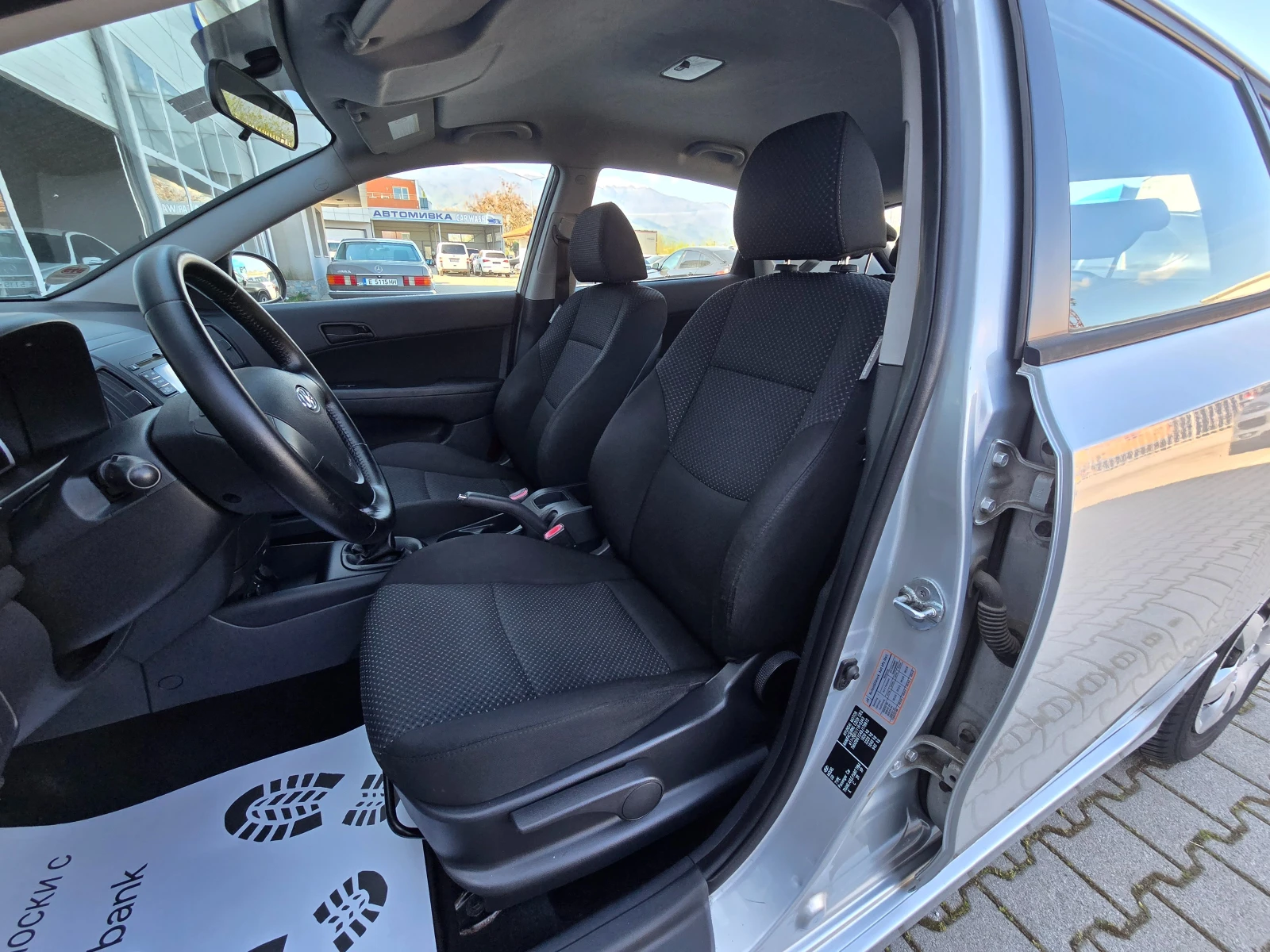 Hyundai I30 1.6 CRDi !! 6-скорости !!, снимка 11 - Автомобили и джипове - 54210713