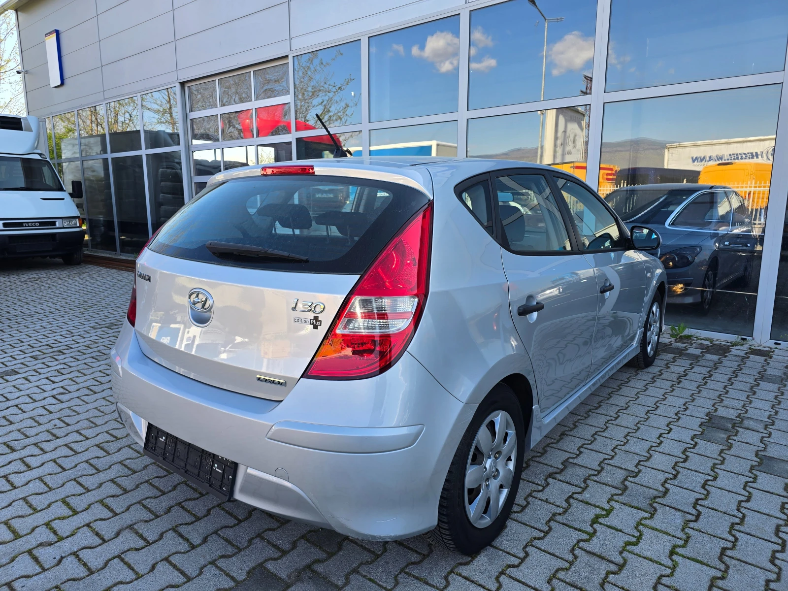 Hyundai I30 1.6 CRDi !! 6-скорости !!, снимка 7 - Автомобили и джипове - 54210713