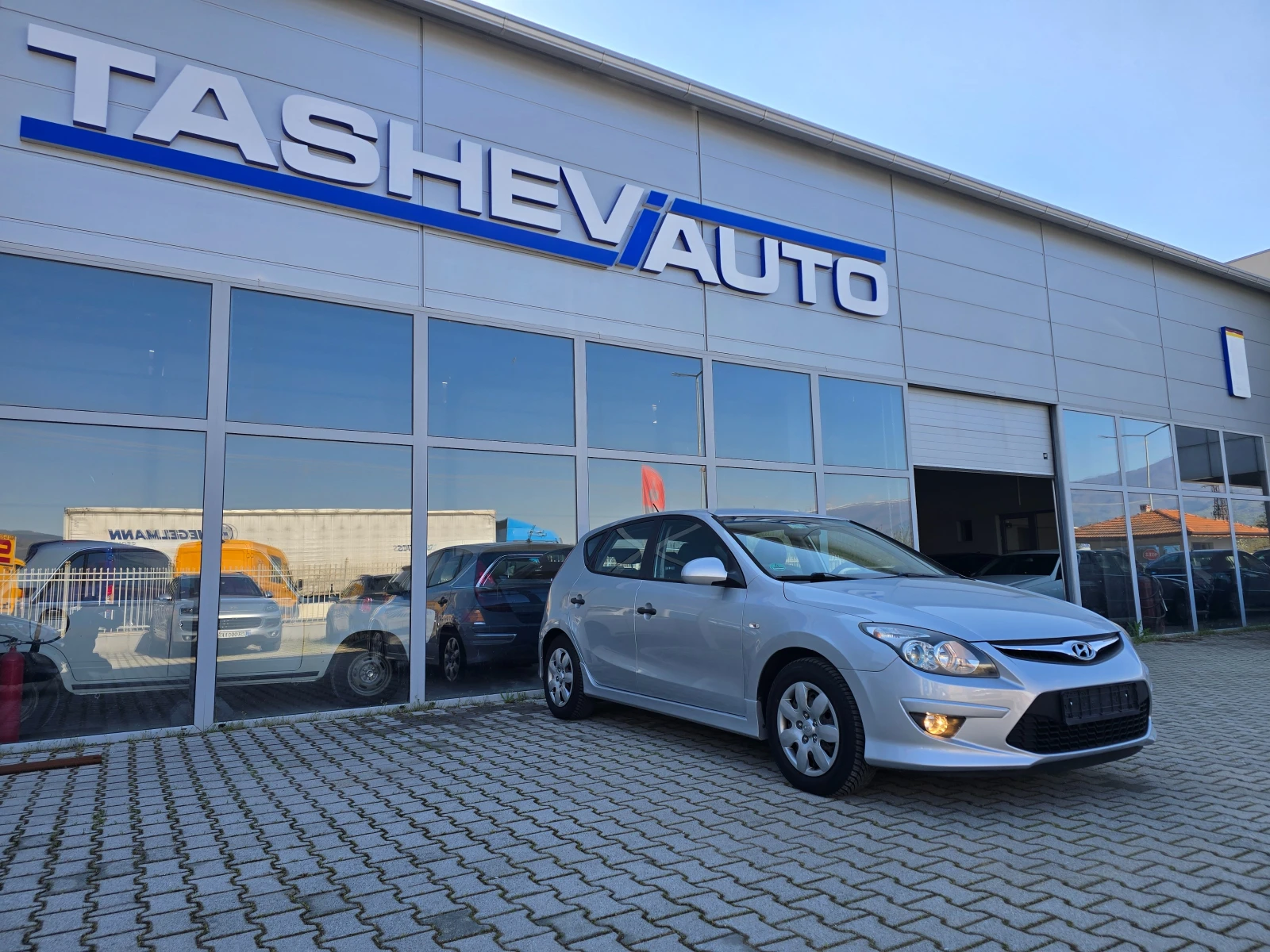 Hyundai I30 1.6 CRDi !! 6-скорости !!