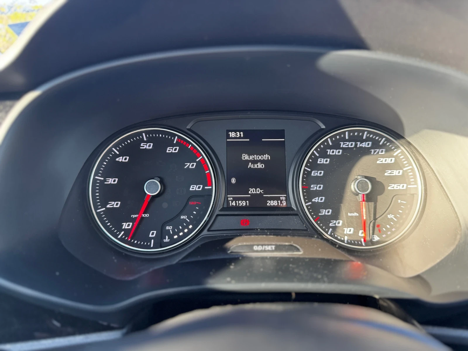 Seat Leon, снимка 11 - Автомобили и джипове - 54322301