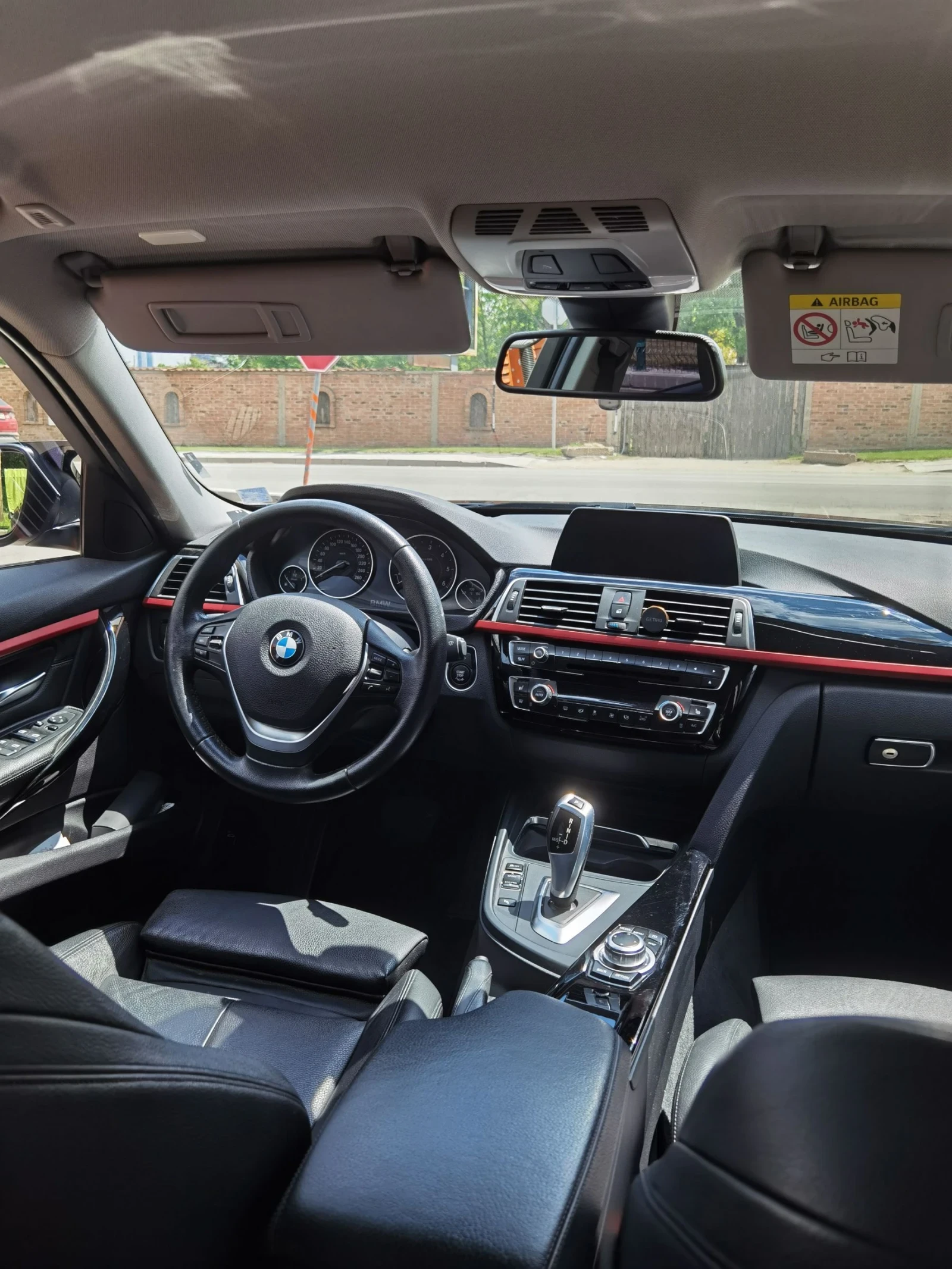 BMW 320 D на задно, снимка 7 - Автомобили и джипове - 54372293