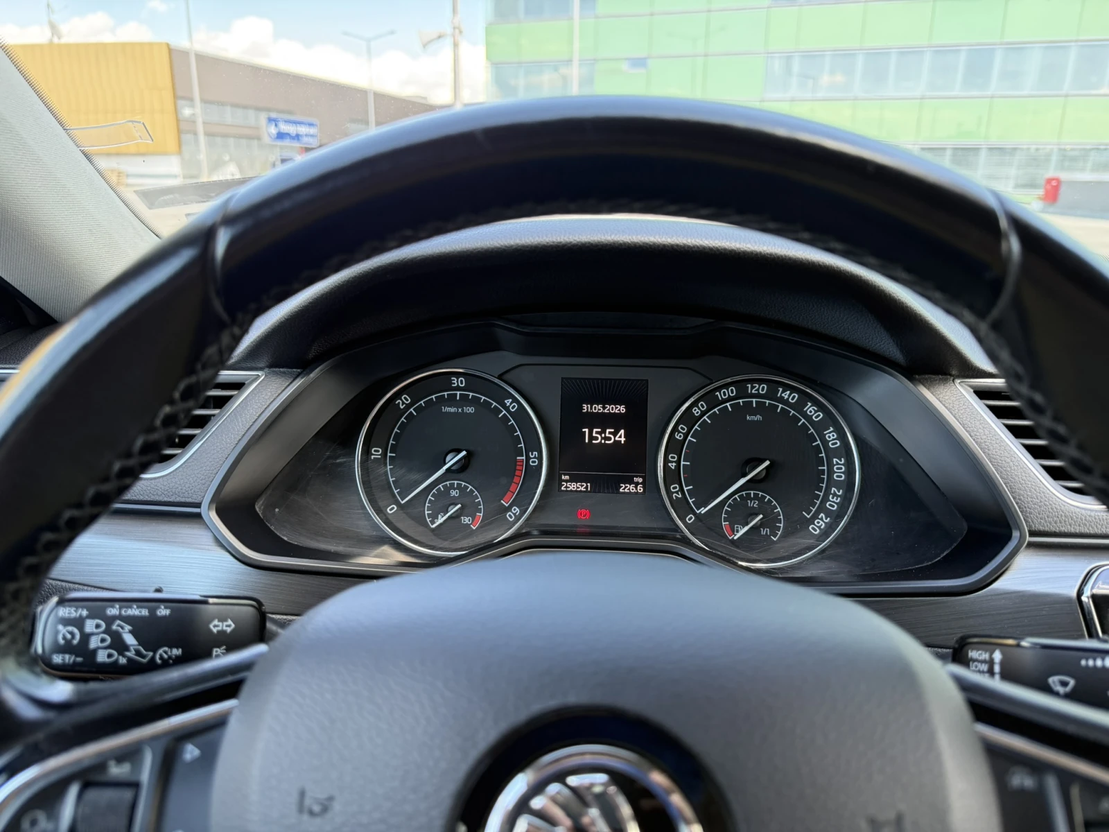 Skoda Superb 2.0 TDI (190 к.с.) | Изрядна, снимка 13 - Автомобили и джипове - 54743880