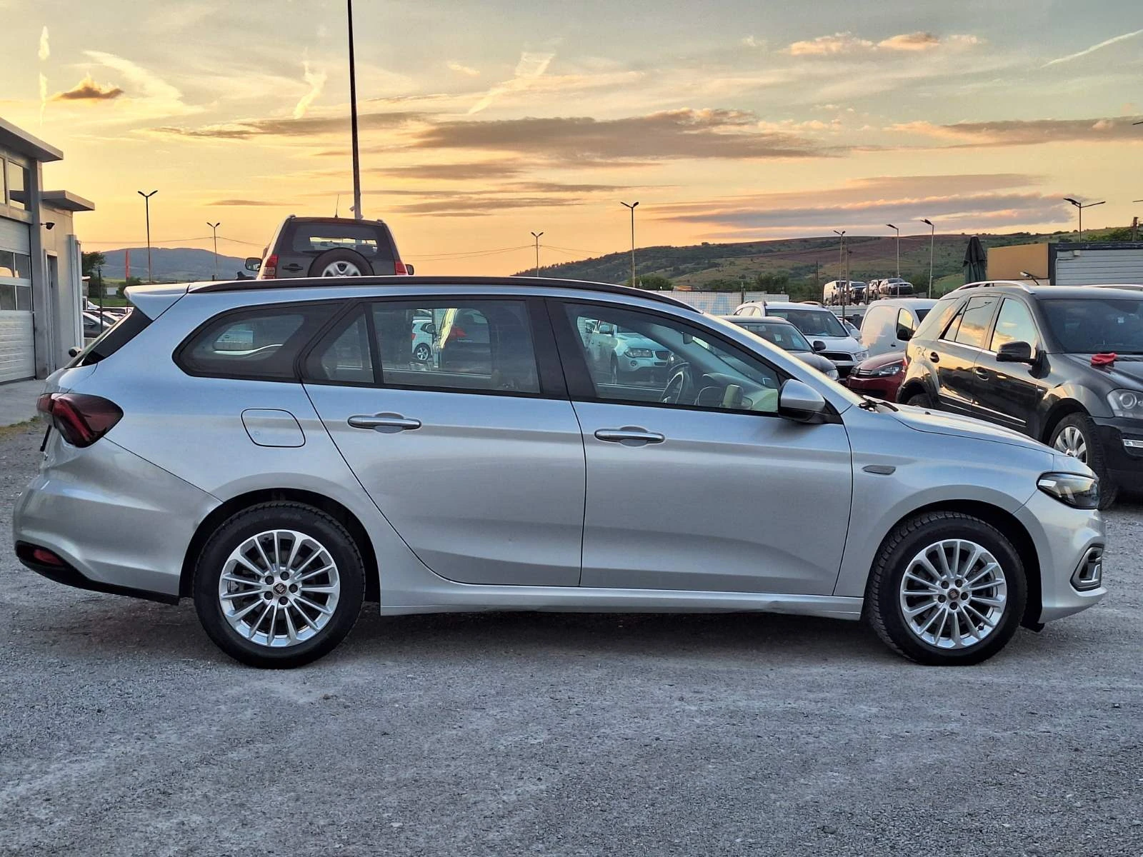 Fiat Tipo 1.6D-NEW MODEL-DIGITAL COCKPIT-LED, снимка 6 - Автомобили и джипове - 54933626