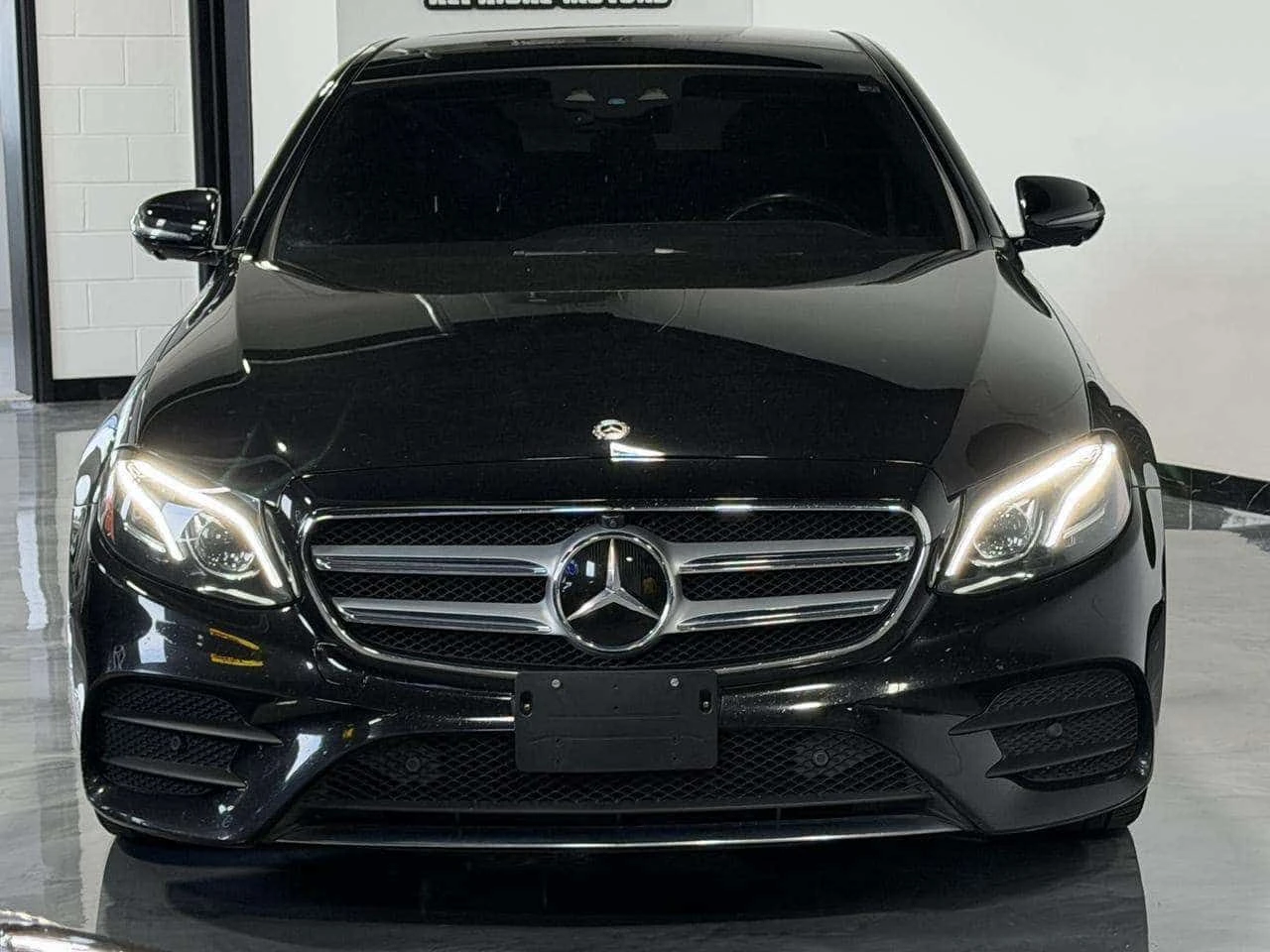Mercedes-Benz E 450 BURMESTER| MEMORY| LANE ASSIST| , снимка 2 - Автомобили и джипове - 55219521