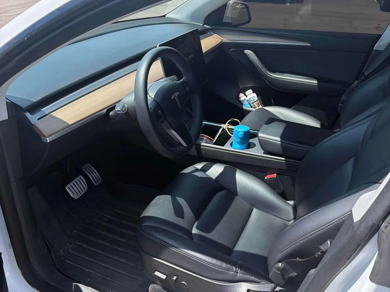 Tesla Model Y * Performance * CARFAX * ����� �� ����������� | Mobile.bg � ����������� 5