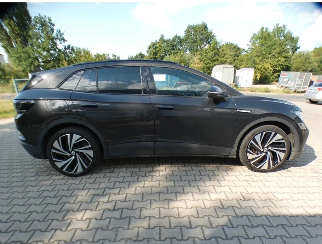 VW ID.4 PRO/82KWH/CAM/KEYLESS/MEMORY/ТЕРМОПОМПА, снимка 6 - Автомобили и джипове - 55619545