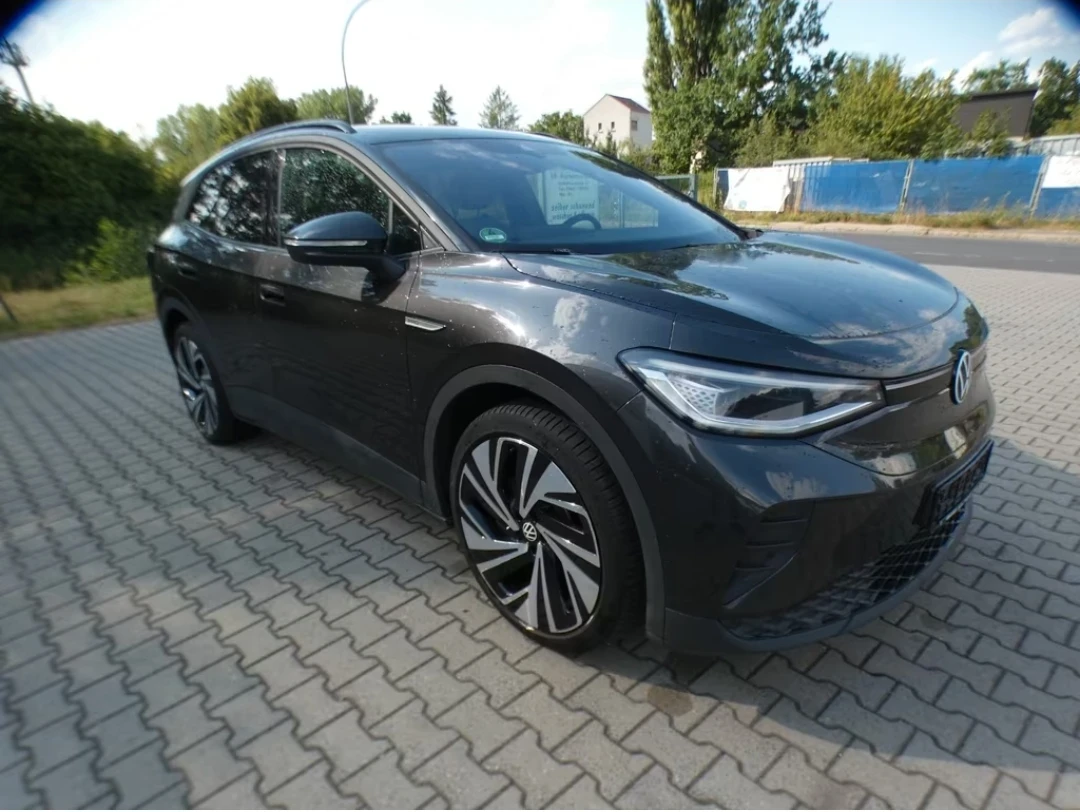 VW ID.4 PRO/82KWH/CAM/KEYLESS/MEMORY/ТЕРМОПОМПА, снимка 7 - Автомобили и джипове - 55619545