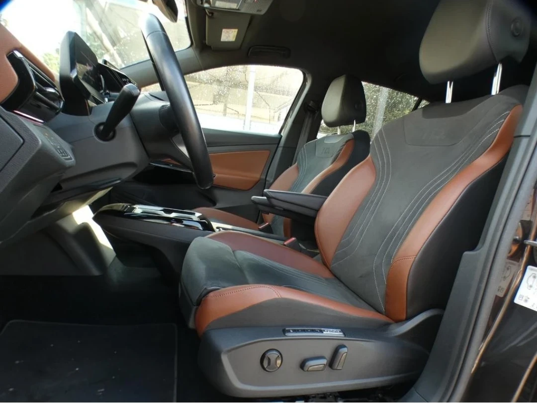 VW ID.4 PRO/82KWH/CAM/KEYLESS/MEMORY/ТЕРМОПОМПА, снимка 10 - Автомобили и джипове - 55619545