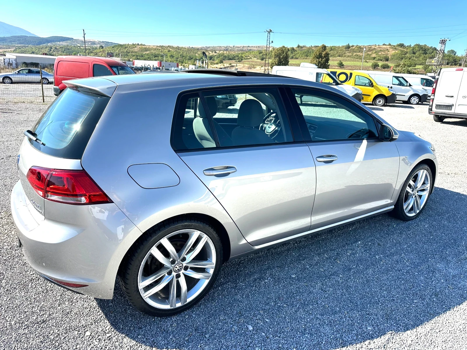 VW Golf 2.0 TDI 150ks, снимка 4 - Автомобили и джипове - 55978349