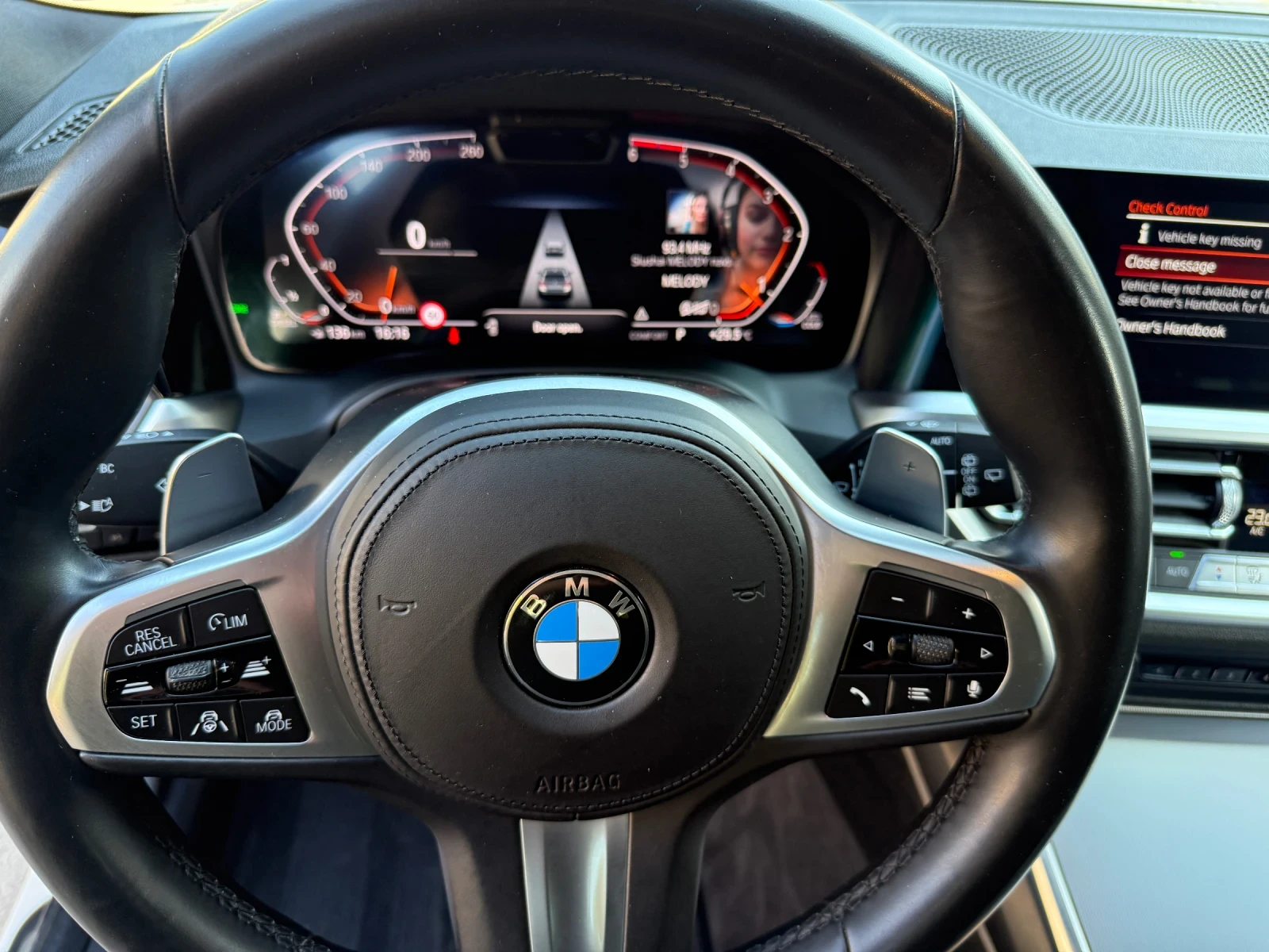 BMW 320 320d Mild hibryd Само на задно, снимка 11 - Автомобили и джипове - 56171262