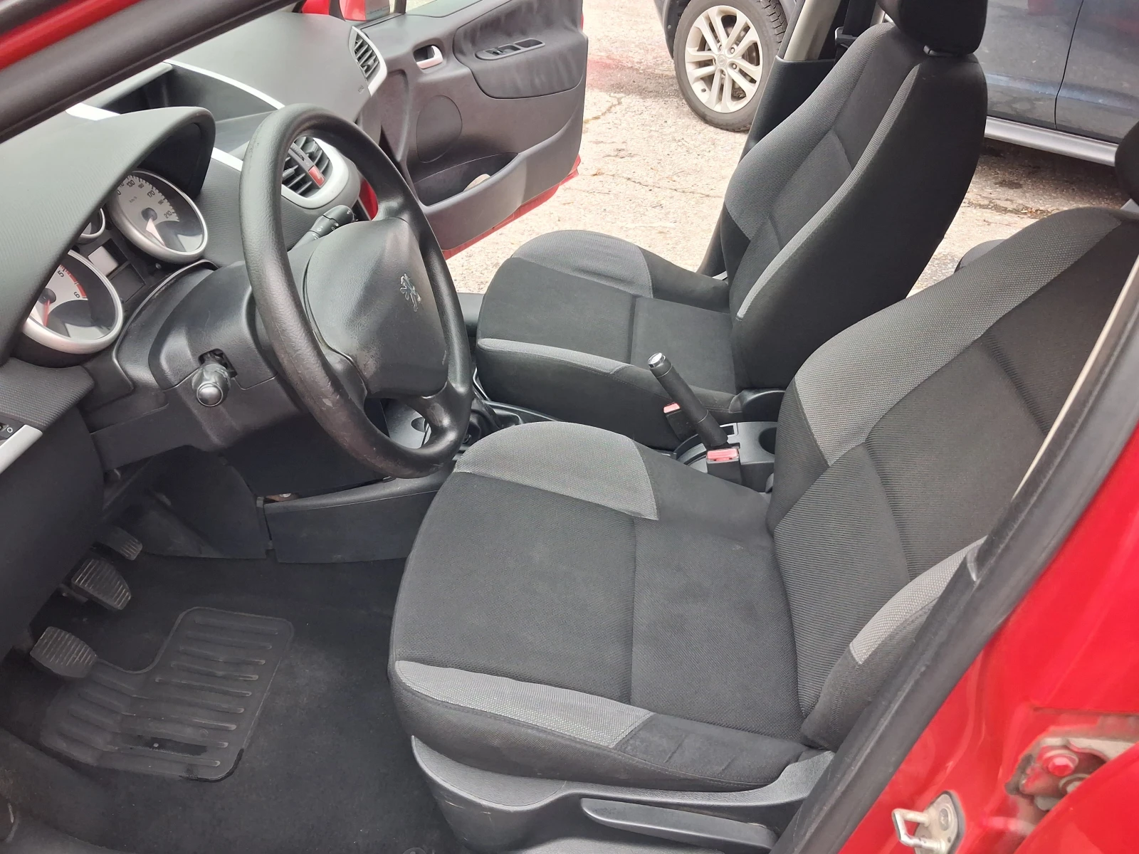 Peugeot 207 1.4HDI* �����������* ����� | Mobile.bg � ����������� 7