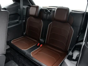 VW Tiguan 2023* HIGHLINE R-LINE* 7 PASS* FENDER AUDIO* LANE  - 21900 € / 42832.68 лв. - 62086546 17