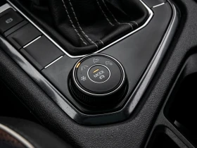 VW Tiguan 2023* HIGHLINE R-LINE* 7 PASS* FENDER AUDIO* LANE  - 21900 € / 42832.68 лв. - 62086546 12