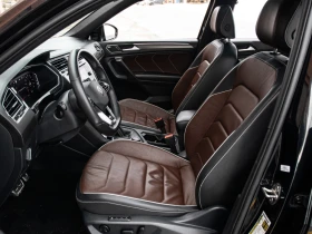 VW Tiguan 2023* HIGHLINE R-LINE* 7 PASS* FENDER AUDIO* LANE  - 21900 € / 42832.68 лв. - 62086546 14