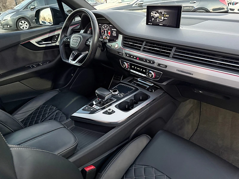 Audi SQ7 165798km!!-Black Series-PANORAMA-KAMERA-7MESTA-21!, снимка 14 - Автомобили и джипове - 48410399