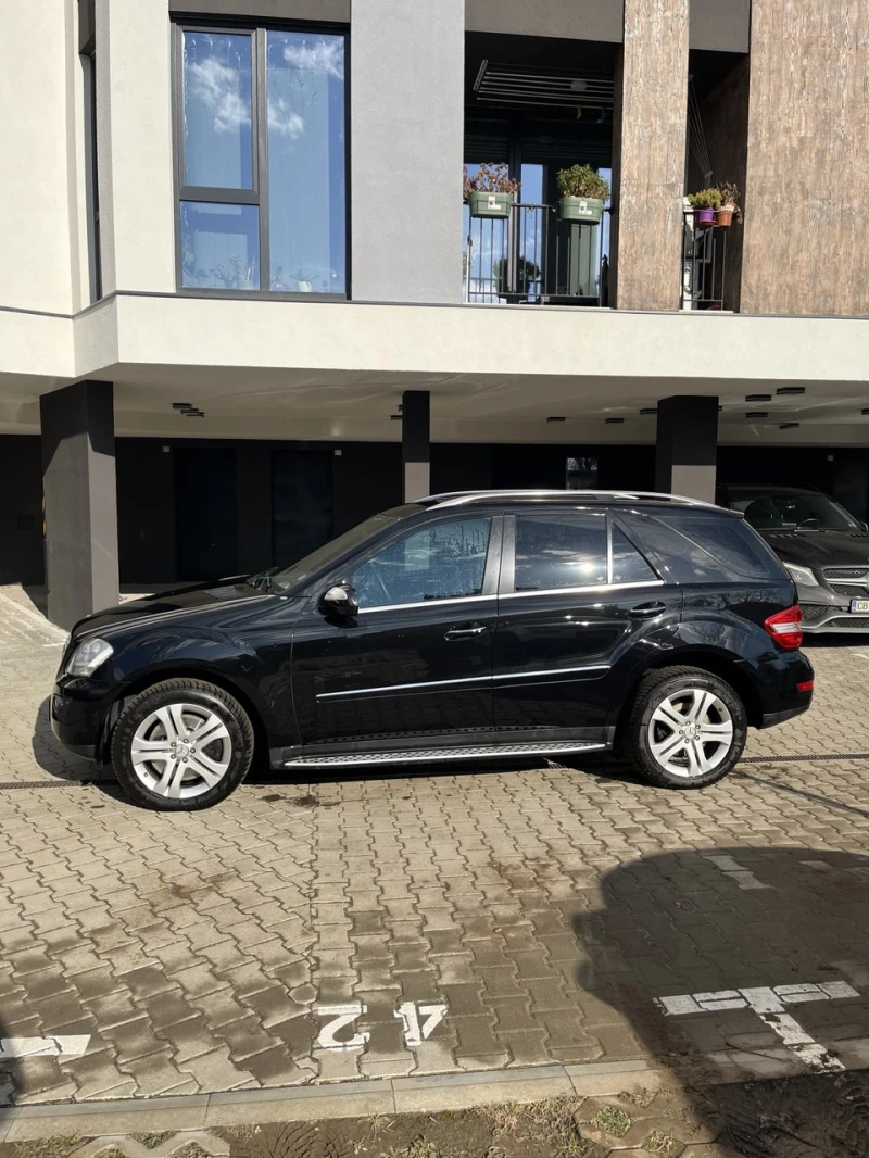 Mercedes-Benz ML 500, снимка 2 - Автомобили и джипове - 48628443