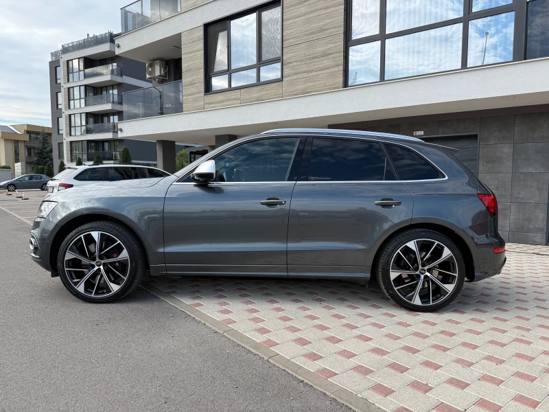 Audi SQ5 Competition, Keyless, Distronic, Panorama, CarPlay, снимка 8 - Автомобили и джипове - 51466881