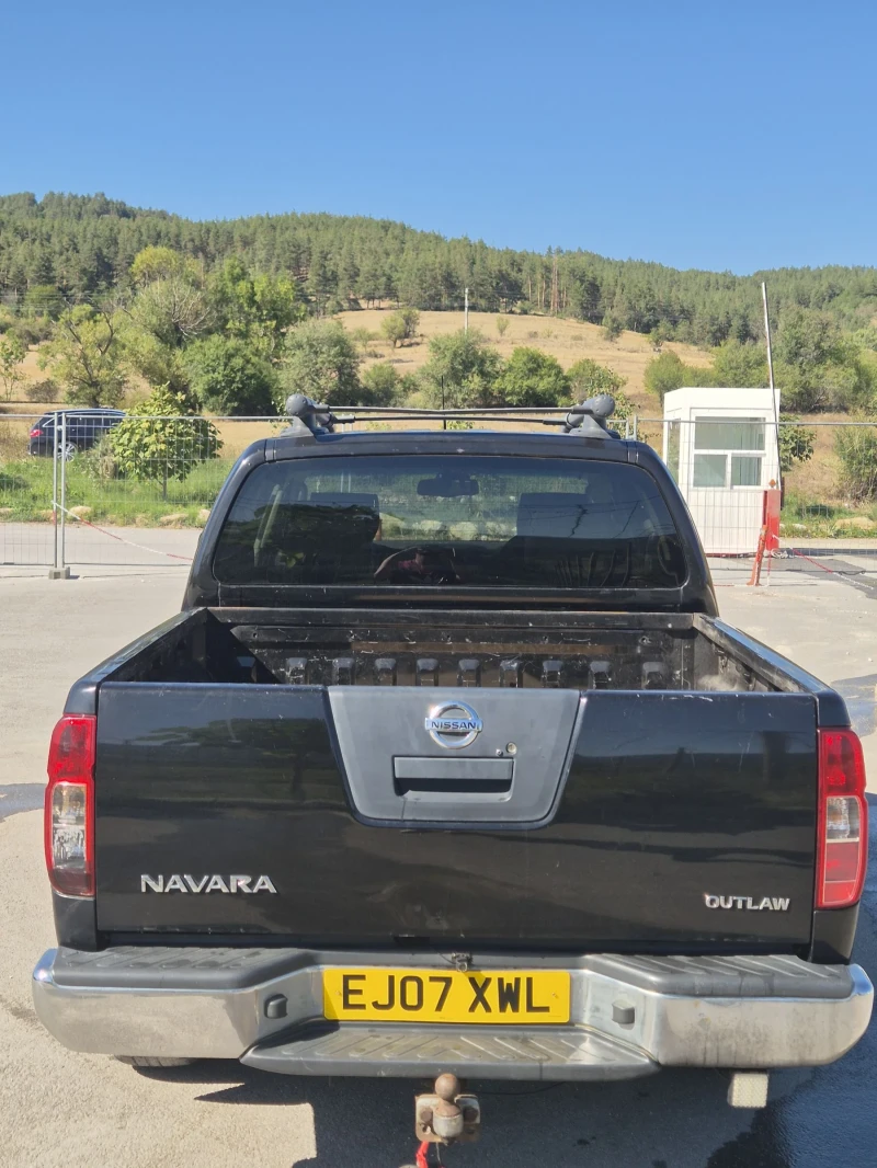 Nissan Navara 2.5, снимка 7 - Автомобили и джипове - 51664779
