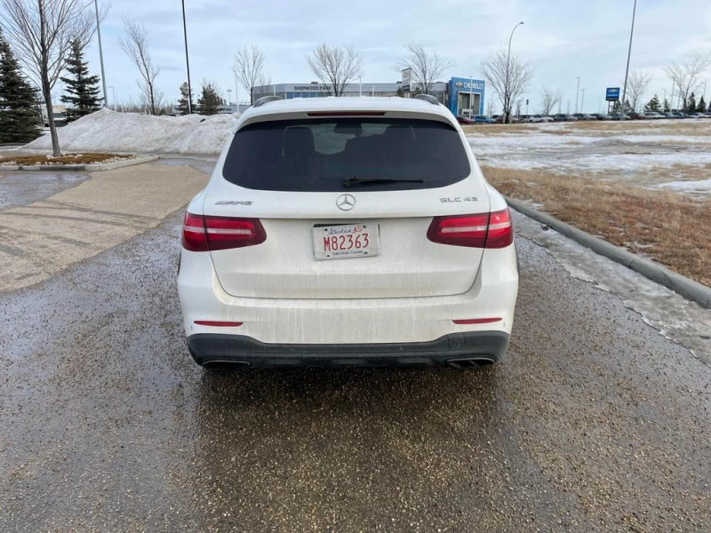 Mercedes-Benz GLC * AMG 43 * ТОП СЪСТОЯНИЕ БЕЗ ЗАБЕЛЕЖКИ* , снимка 4 - Автомобили и джипове - 53360302