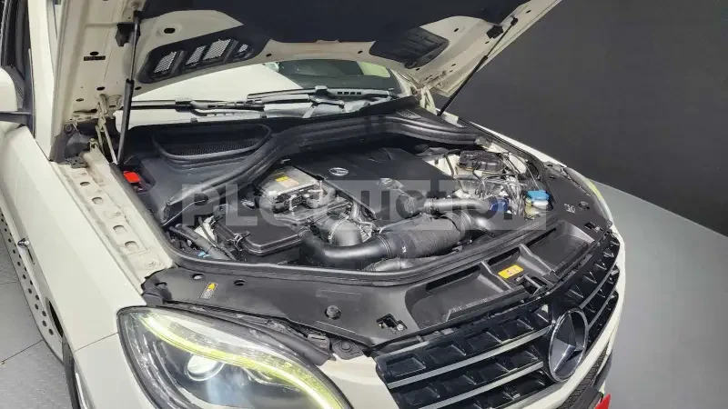 Mercedes-Benz ML  - изображение 5