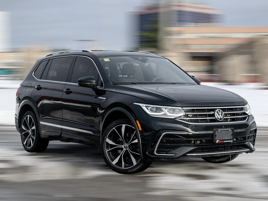 VW Tiguan 2023* HIGHLINE R-LINE* 7 PASS* FENDER AUDIO* LANE , снимка 1