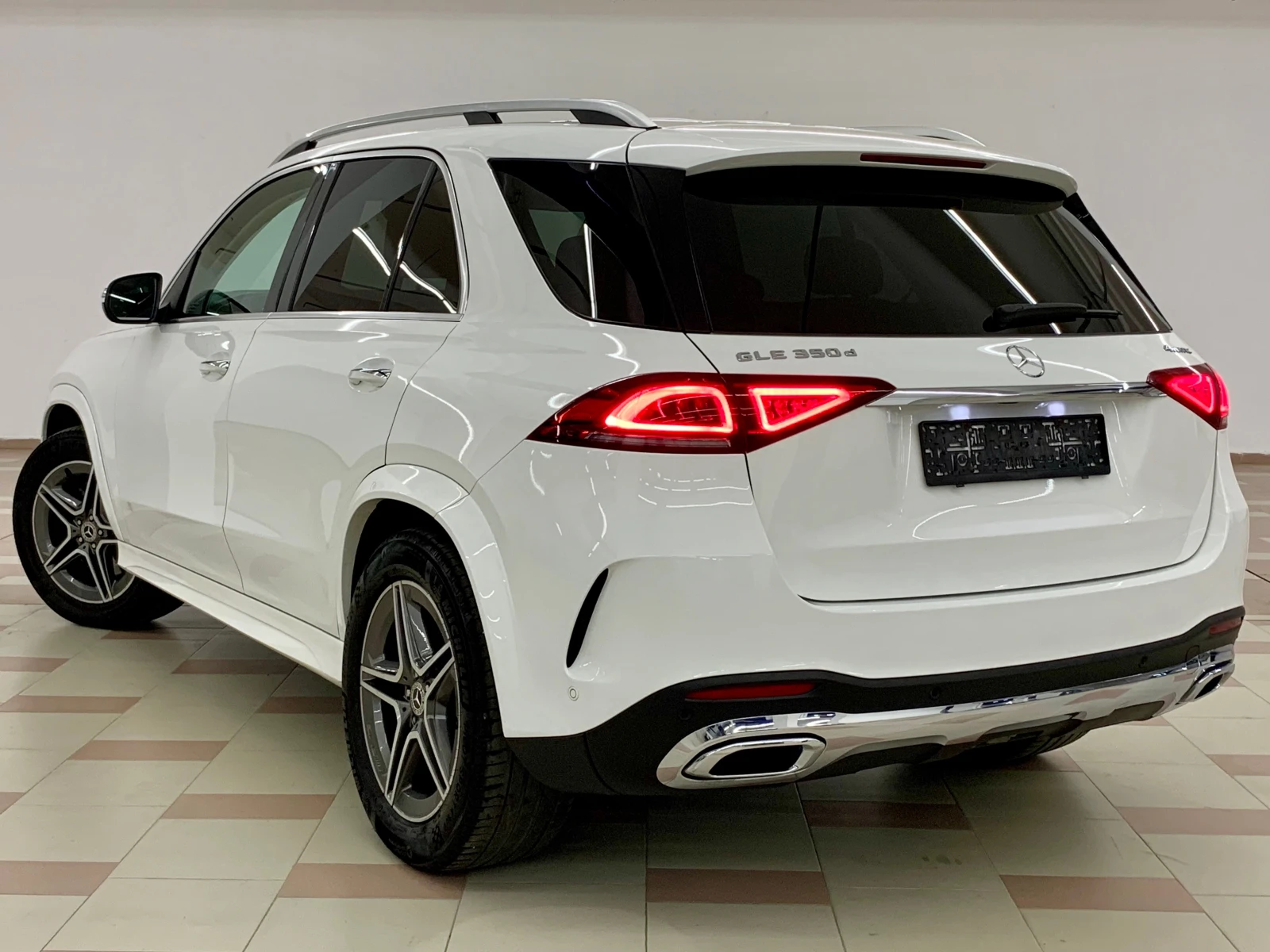 Mercedes-Benz GLE 350 AMG 4Matic #OBDUH#DIS#CAM360#PODGREV#KeyLess#SPOT# - изображение 4
