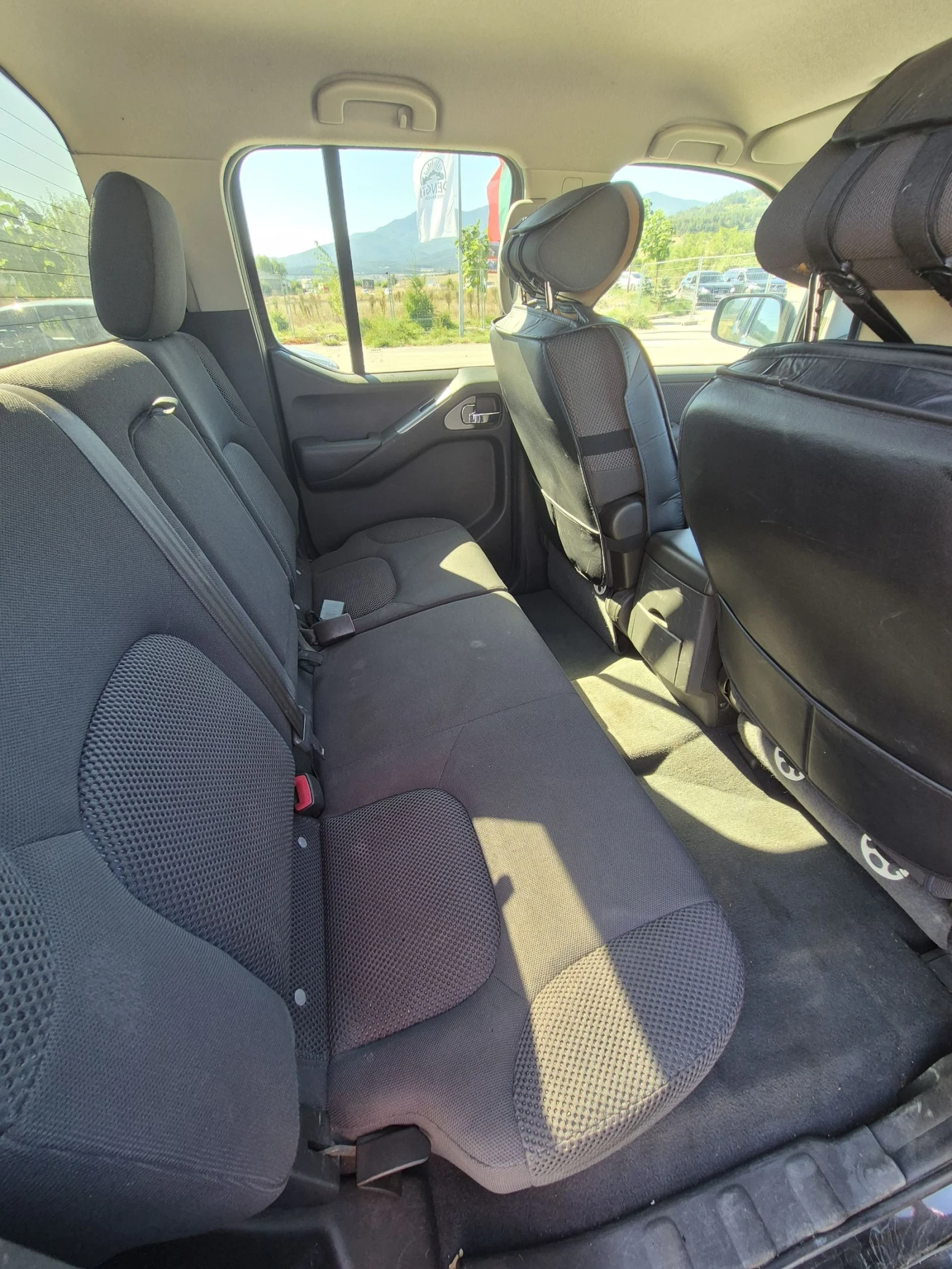 Nissan Navara 2.5 | Mobile.bg — изображение 13