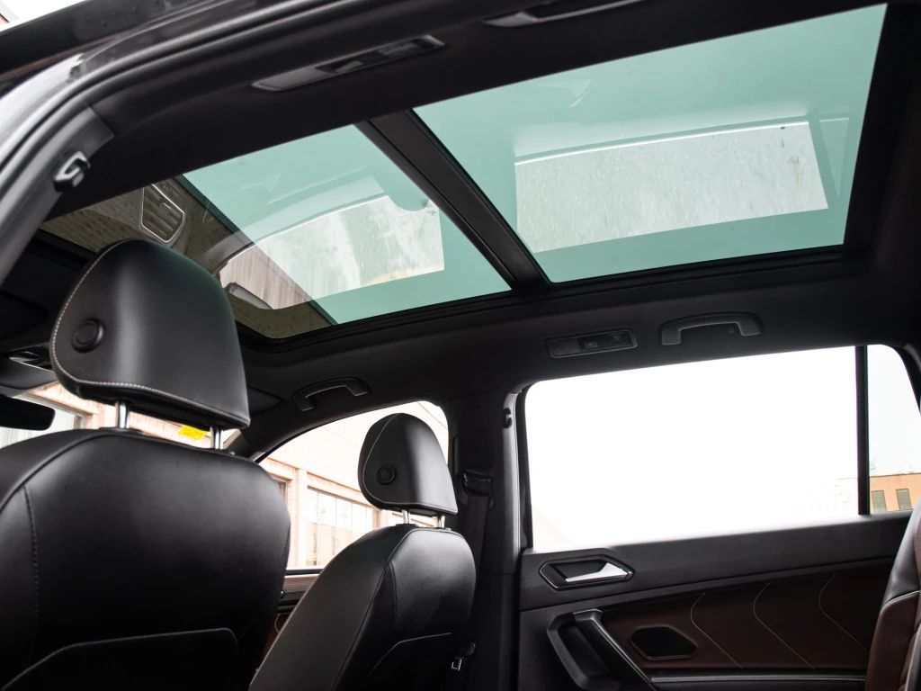 VW Tiguan 2023* HIGHLINE R-LINE* 7 PASS* FENDER AUDIO* LANE  | Mobile.bg � ����������� 15