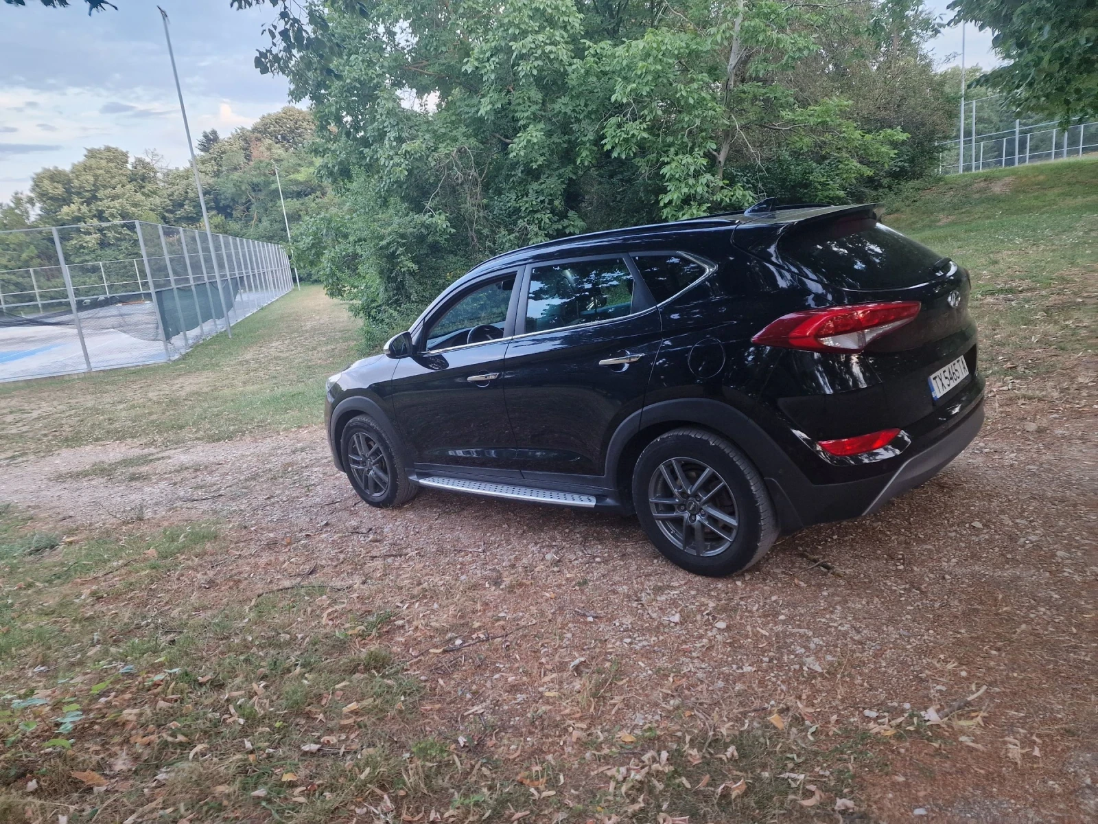 Hyundai Tucson 2.0 CRDI PREMIUM 4x4 185 k.c. Disel FULL MAX, снимка 3 - Автомобили и джипове - 53609661