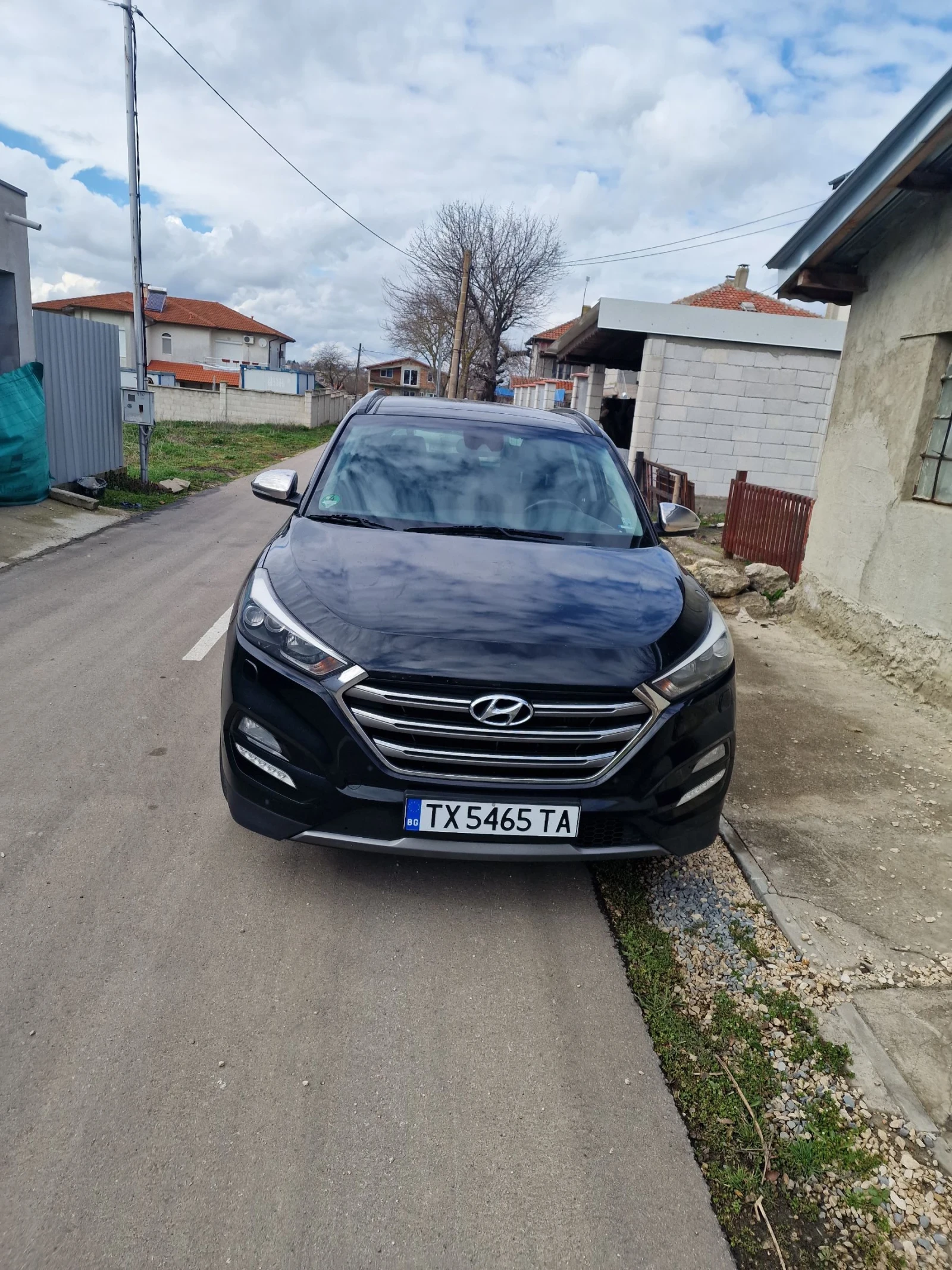 Hyundai Tucson 2.0 CRDI PREMIUM 4x4 185 k.c. disel, снимка 2 - Автомобили и джипове - 53609661