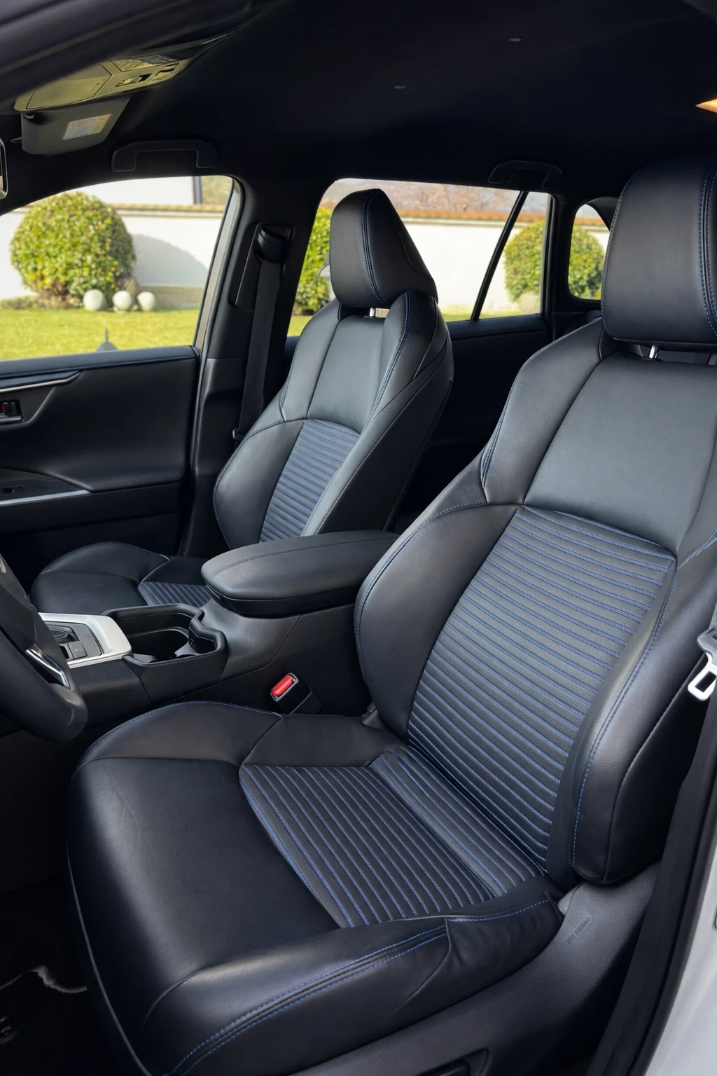 Toyota Rav4 Toyota Rav4 2.5i HYBRID::AWD-i::��������::STYLE:: | Mobile.bg � ����������� 7