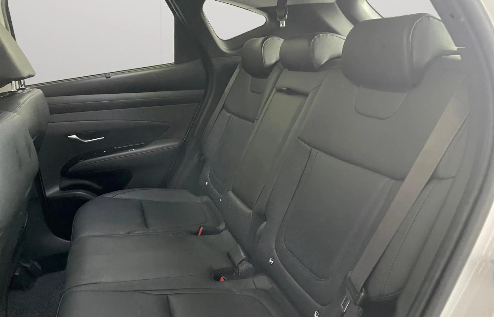 Hyundai Tucson 1.6HEV/215HP/PRIME/4X4/360/PANO/KLESS/ACC/283z, снимка 13 - Автомобили и джипове - 54126373