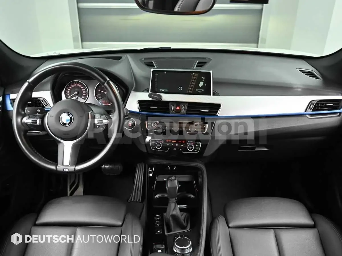 BMW X1 20d xDrive| КАМЕРА| HUD| PANO| ВКЛ.ТЕХНОТЕСТ, снимка 2 - Автомобили и джипове - 54748677