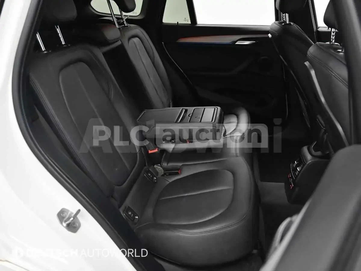 BMW X1 20d xDrive| КАМЕРА| HUD| PANO| ВКЛ.ТЕХНОТЕСТ, снимка 14 - Автомобили и джипове - 54748677