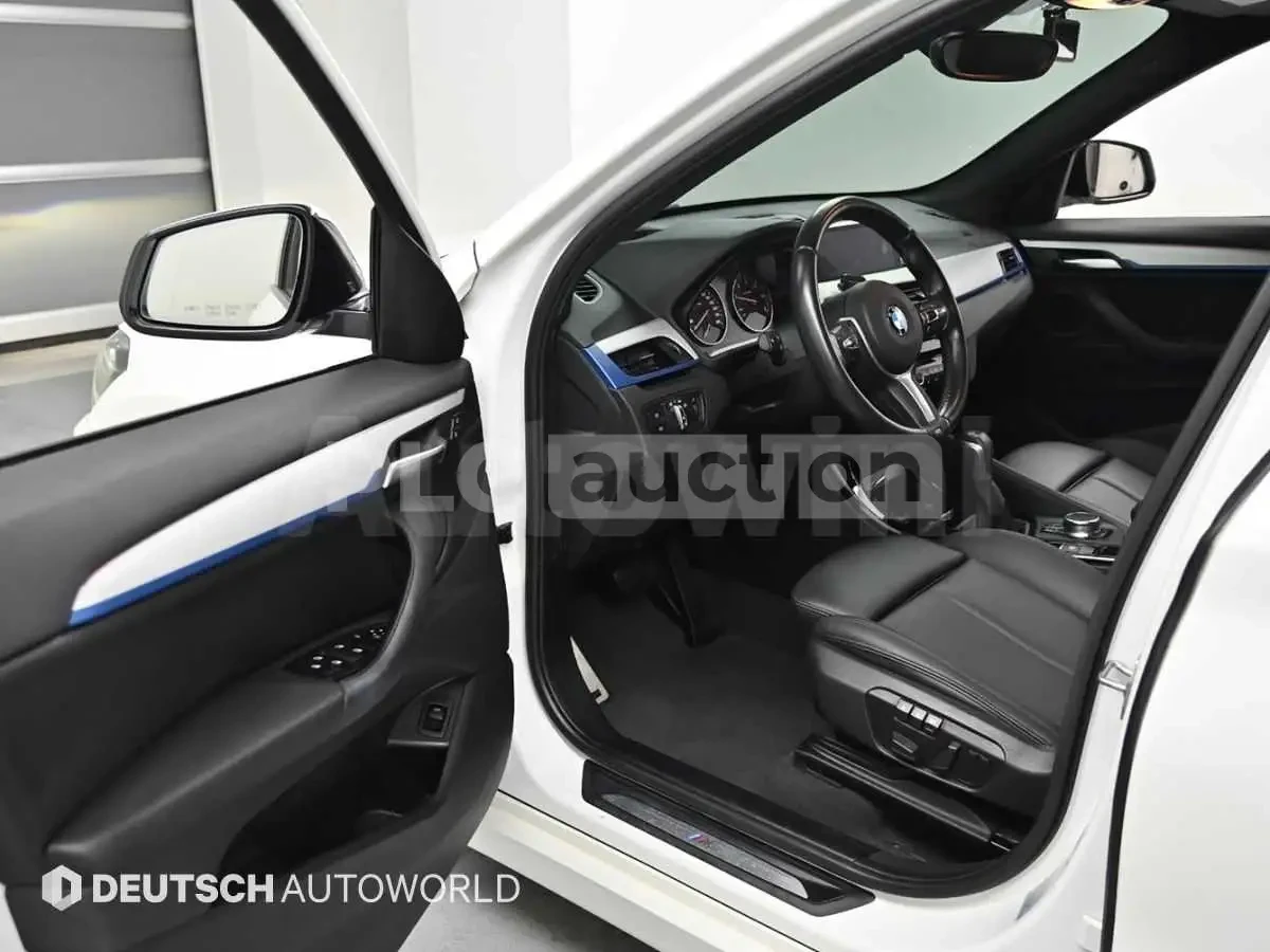 BMW X1 20d xDrive| КАМЕРА| HUD| PANO| ВКЛ.ТЕХНОТЕСТ, снимка 5 - Автомобили и джипове - 54748677