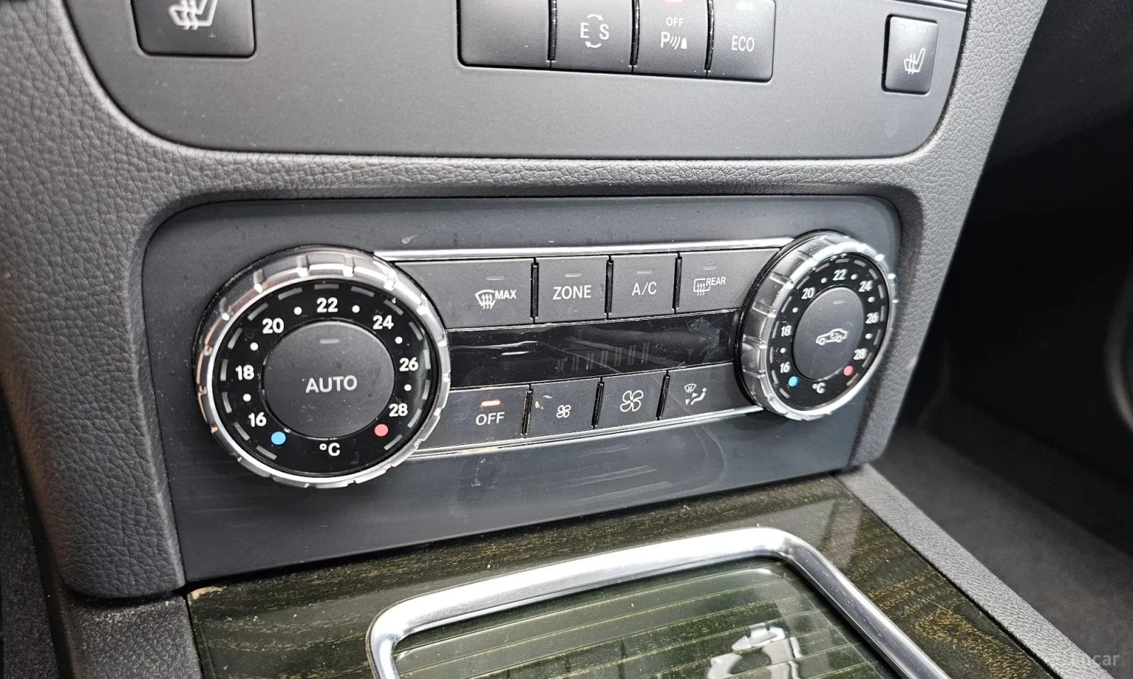 Mercedes-Benz GLK * * 220D* FACELIFT* 80000km!!!* FULL* * , снимка 16 - Автомобили и джипове - 55056194
