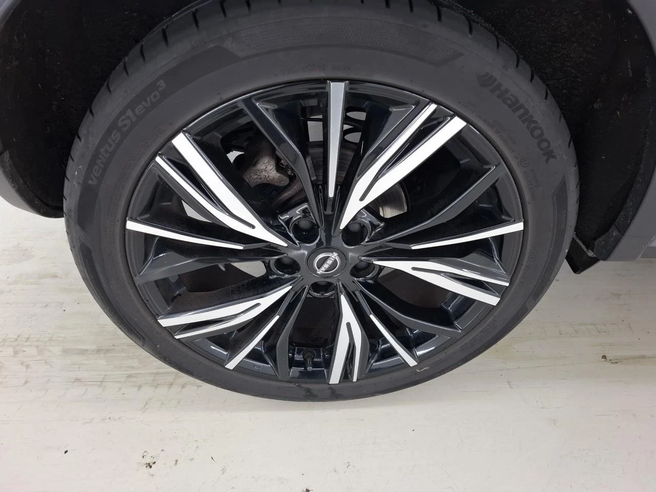 Nissan Juke 1.0 DIG-T N-Design, снимка 8 - Автомобили и джипове - 55294427