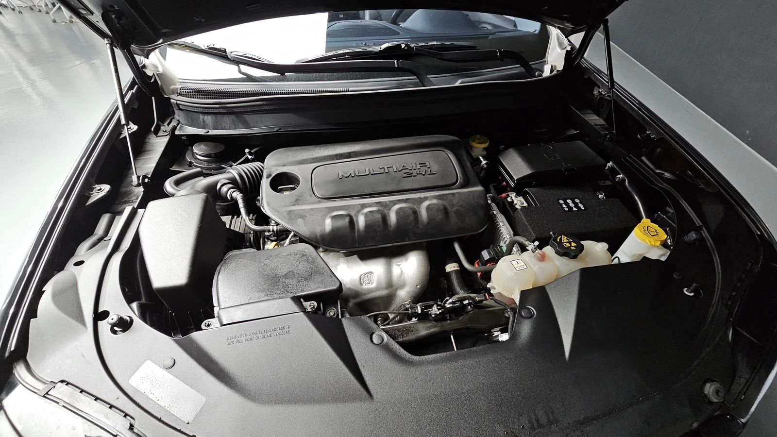 Jeep Cherokee 2.4* ЛЮК* KEYLESS* ПОДГРЕВ ВОЛАН* КРАЙНА ЦЕНА, снимка 6 - Автомобили и джипове - 55318866
