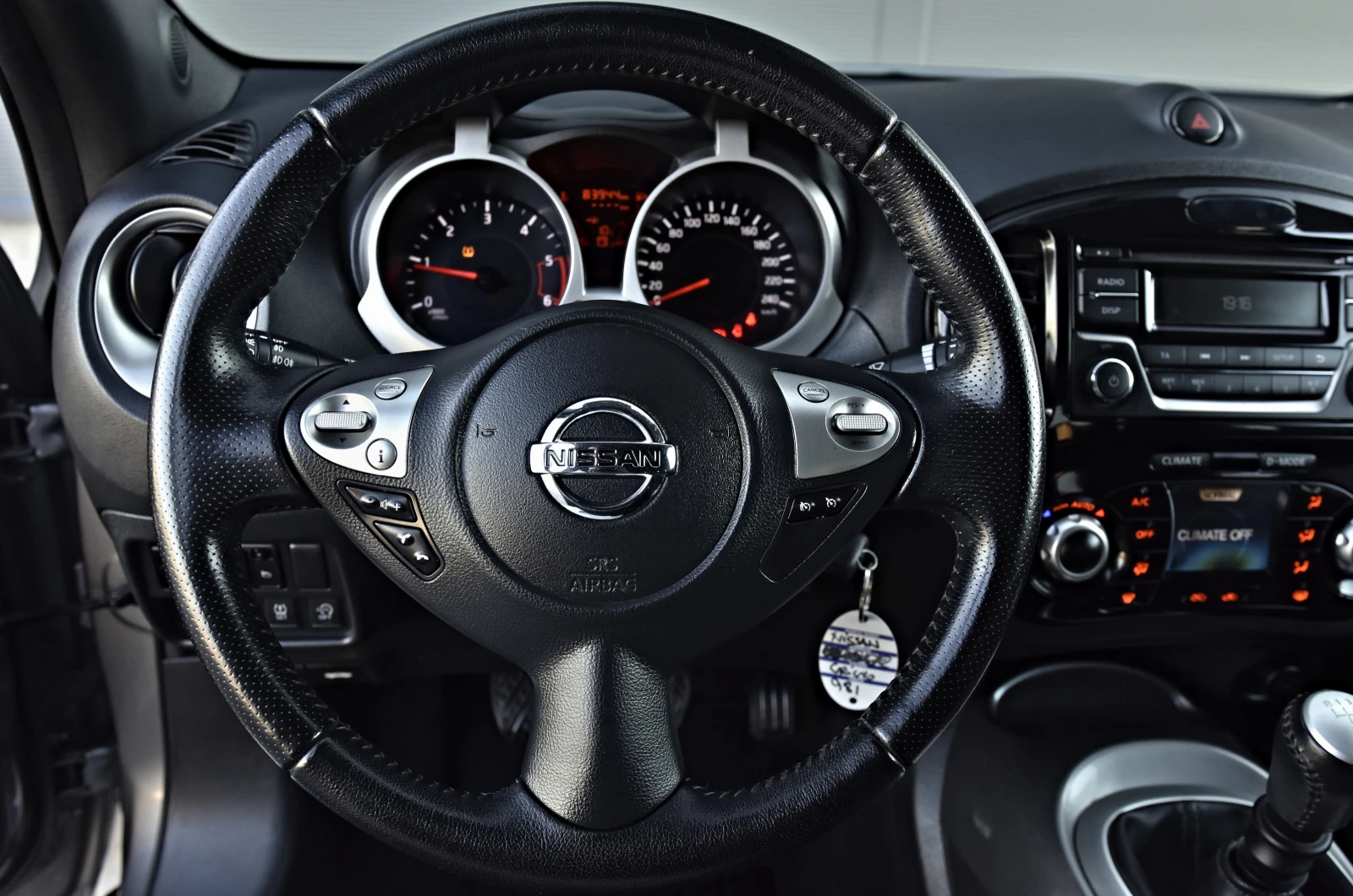Nissan Juke 1.5 DCI 83000 km!!!!!!!, снимка 11 - Автомобили и джипове - 55989497