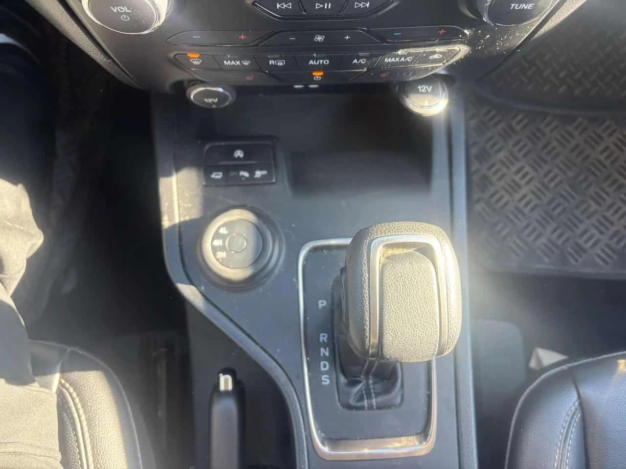 Ford Ranger * LARIAT 4WD SuperCrew 5' Box * CARFAX * ����  | Mobile.bg � ����������� 15