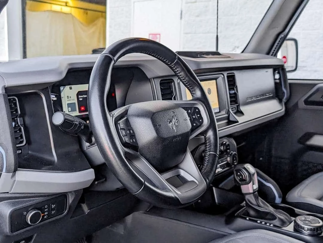 Ford Bronco * BLACK DIAMOND * ГЛАВНО ПРЕДСТАВИТЕЛСТВО * , снимка 13 - Автомобили и джипове - 56733916