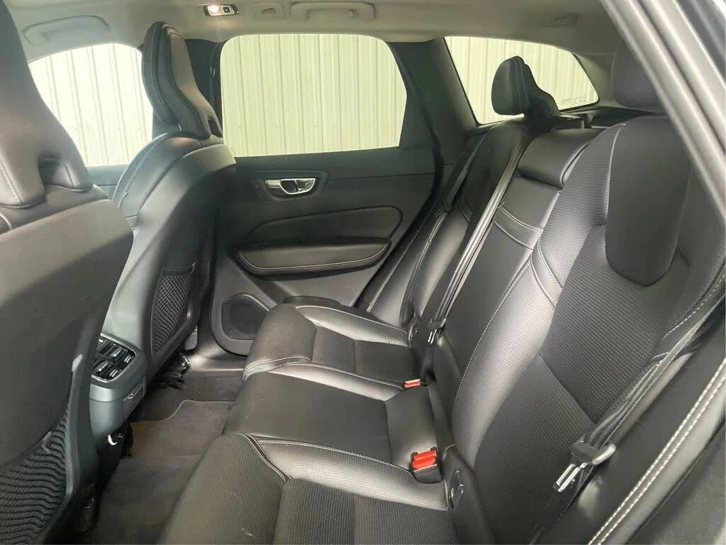 Volvo XC60, снимка 16 - Автомобили и джипове - 56737397