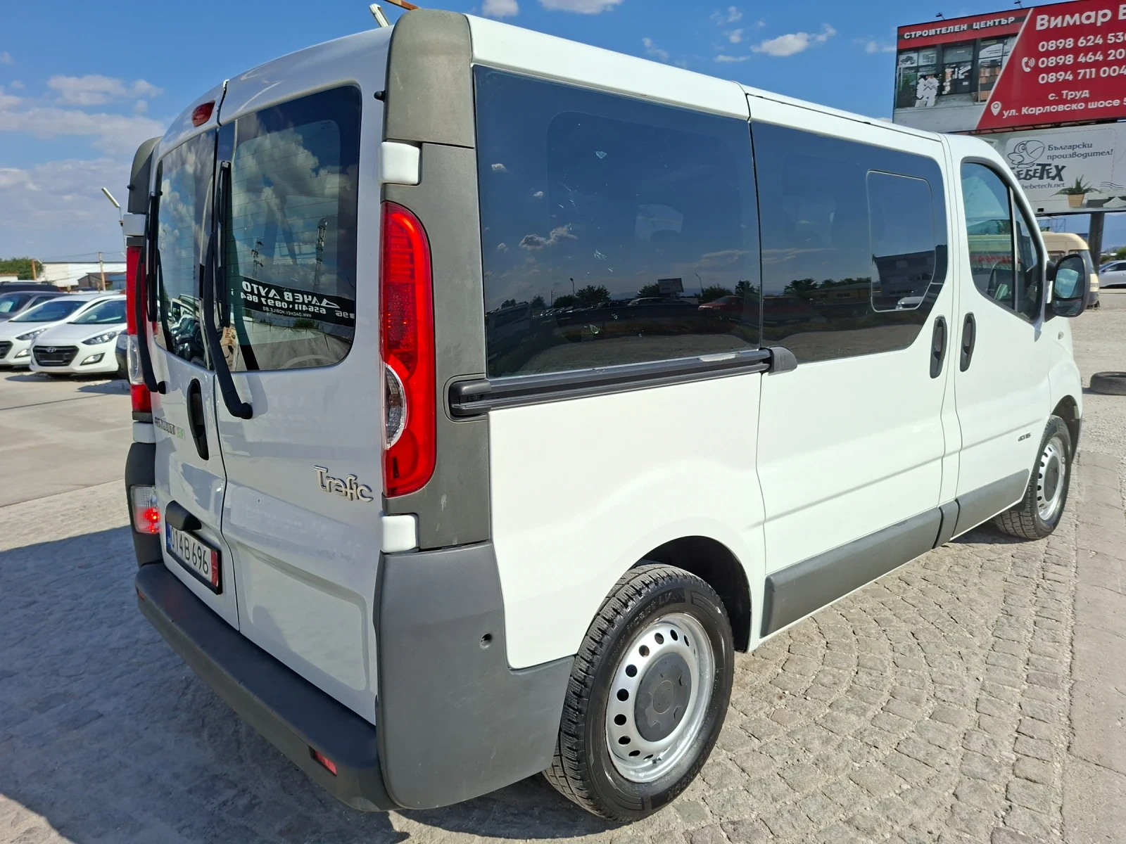Renault Trafic 2.0D-115кс/9места/193000км, снимка 5 - Бусове и автобуси - 55666250