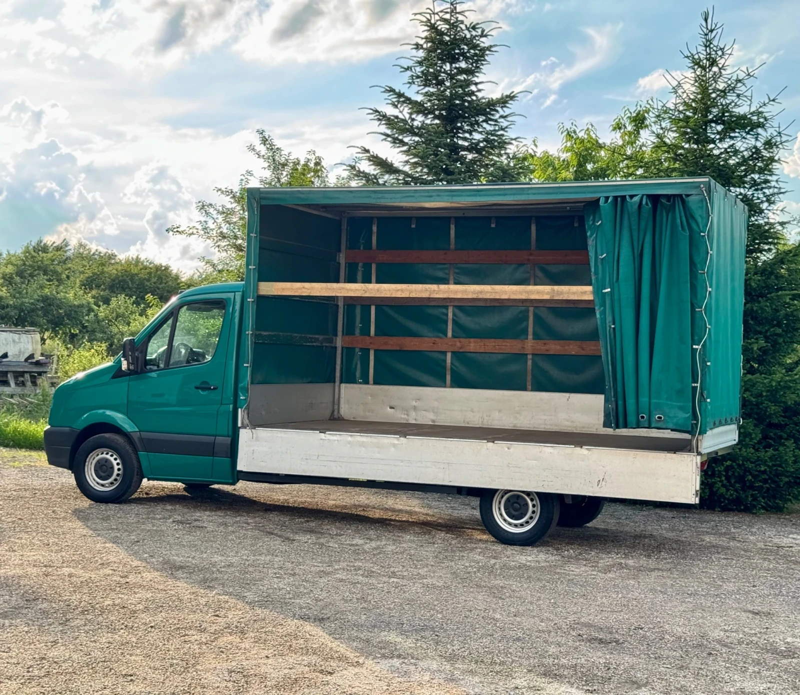 VW Crafter ЩОРА* КЛИМАТИК* НАВИГАЦИЯ* СЕРВИЗНИ ДОКУМЕНТИ, снимка 6 - Бусове и автобуси - 56006984